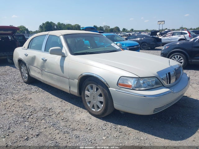 Aukcja sprzedaży 2005 Lincoln Town Car Signature Limited, vin: 1LNHM82W05Y629995, numer aukcji: 46099657