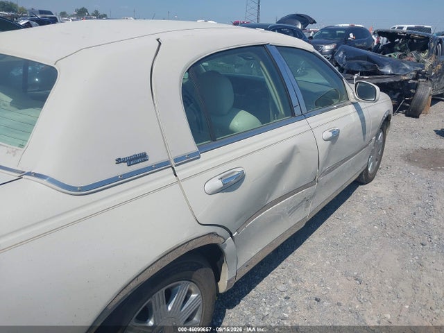 Aukcja sprzedaży 2005 Lincoln Town Car Signature Limited, vin: 1LNHM82W05Y629995, numer aukcji: 46099657