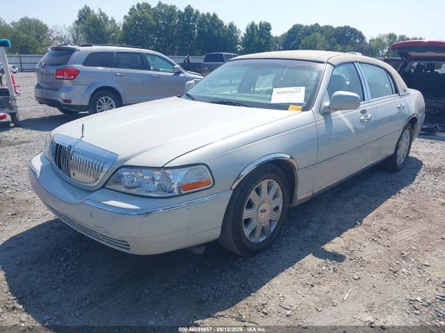 Aukcja sprzedaży 2005 Lincoln Town Car Signature Limited, vin: 1LNHM82W05Y629995, numer aukcji: 46099657
