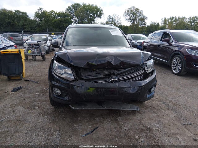 2017 Volkswagen Tiguan 2.0t Sel მანქანა იყიდება აუქციონზე, vin: WVGWV7AX5HK031370, აუქციონის ნომერი: 46099671