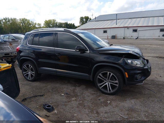 2017 Volkswagen Tiguan 2.0t Sel მანქანა იყიდება აუქციონზე, vin: WVGWV7AX5HK031370, აუქციონის ნომერი: 46099671