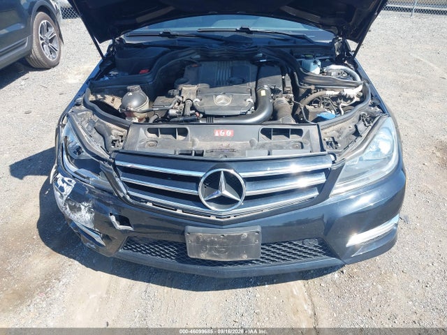 46099685 :رقم المزاد ، WDDGF4HB5EA964725 vin ، 2014 Mercedes-benz C 250 Sport مزاد بيع