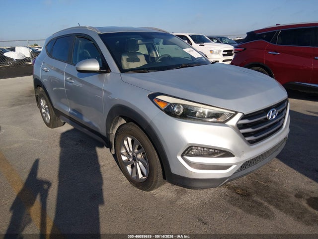 Продажа на аукционе авто 2017 Hyundai Tucson Se, vin: KM8J33A45HU326410, номер лота: 46099689