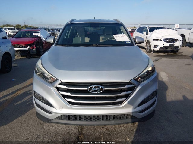 Продажа на аукционе авто 2017 Hyundai Tucson Se, vin: KM8J33A45HU326410, номер лота: 46099689