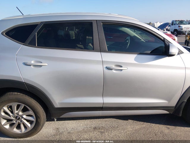 Продажа на аукционе авто 2017 Hyundai Tucson Se, vin: KM8J33A45HU326410, номер лота: 46099689