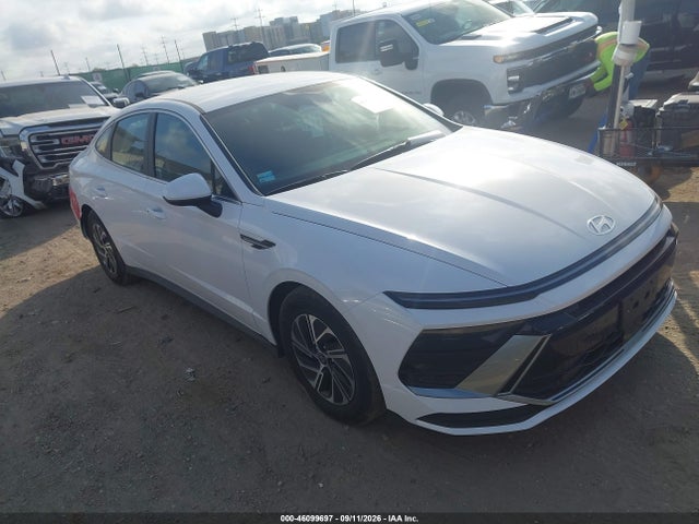 Продаж на аукціоні авто 2026 Hyundai Sonata Hybrid Blue, vin: KMHL24JJ7TA172946, номер лоту: 46099697