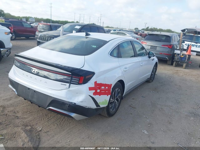 Продаж на аукціоні авто 2026 Hyundai Sonata Hybrid Blue, vin: KMHL24JJ7TA172946, номер лоту: 46099697
