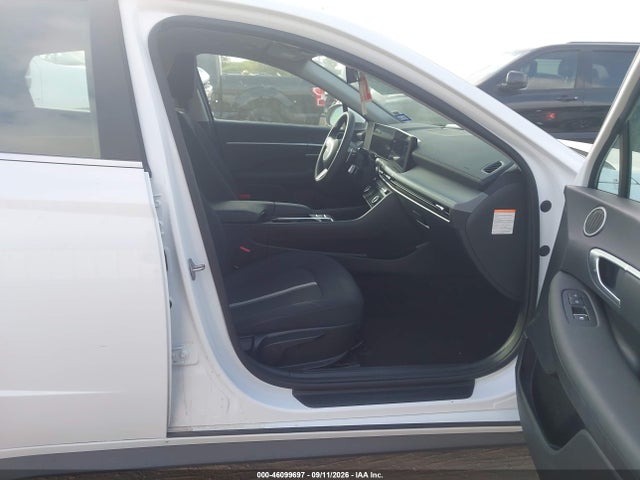 Продаж на аукціоні авто 2026 Hyundai Sonata Hybrid Blue, vin: KMHL24JJ7TA172946, номер лоту: 46099697