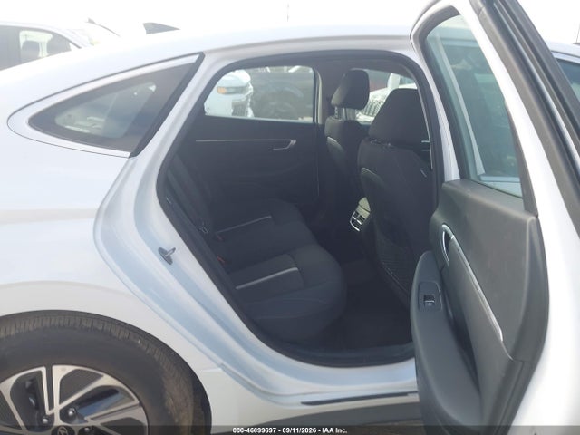 Продаж на аукціоні авто 2026 Hyundai Sonata Hybrid Blue, vin: KMHL24JJ7TA172946, номер лоту: 46099697
