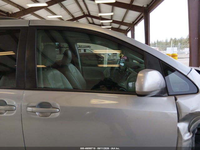 46099719 :رقم المزاد ، 5TDYK3DC3DS316174 vin ، 2013 Toyota Sienna Xle V6 8 Passenger مزاد بيع