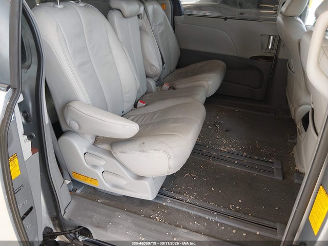46099719 :رقم المزاد ، 5TDYK3DC3DS316174 vin ، 2013 Toyota Sienna Xle V6 8 Passenger مزاد بيع