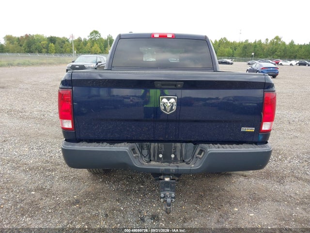 46099726 :رقم المزاد ، 1C6RR6KG2JS285341 vin ، 2018 Ram 1500 Tradesman  4x2 5'7 Box مزاد بيع