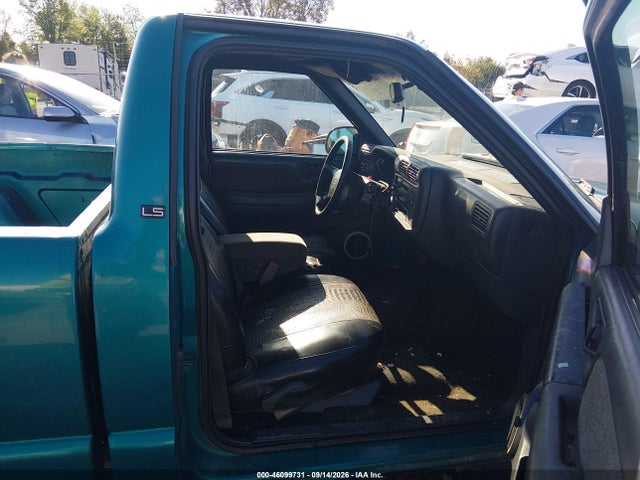 46099731 :رقم المزاد ، 1GCCS1446TK101126 vin ، 1996 Chevrolet S Truck S10 مزاد بيع