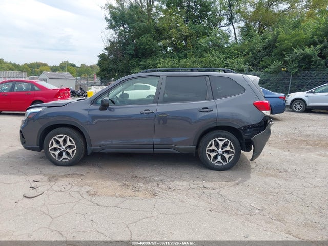 Продажа на аукционе авто 2021 Subaru Forester Premium, vin: JF2SKAFC4MH446655, номер лота: 46099753