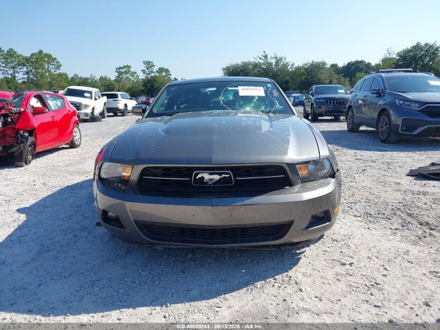2012 Ford Mustang V6 Premium მანქანა იყიდება აუქციონზე, vin: 1ZVBP8AM9C5261653, აუქციონის ნომერი: 46099854