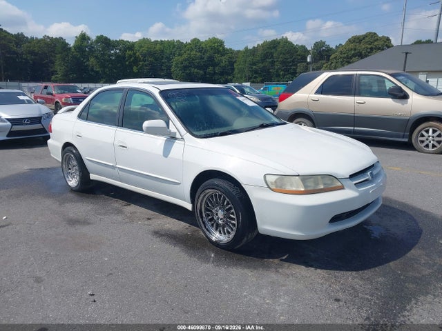 1999 Honda Accord Ex V6 მანქანა იყიდება აუქციონზე, vin: 1HGCG165XXA066305, აუქციონის ნომერი: 46099870