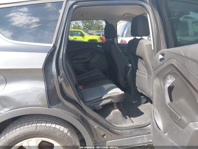 Продажа на аукционе авто 2015 Ford Escape Se, vin: 1FMCU0G93FUA10413, номер лота: 46099878