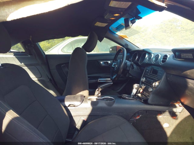 Продажа на аукционе авто 2015 Ford Mustang V6, vin: 1FA6P8AM4F5430766, номер лота: 46099935