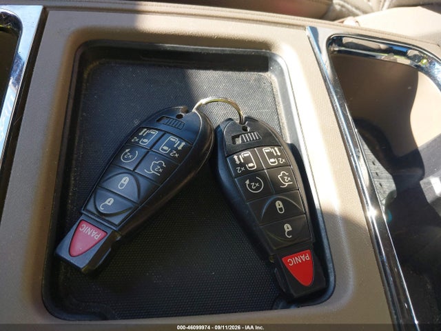 46099974 :رقم المزاد ، 2C4RC1CG7FR639410 vin ، 2015 Chrysler Town & Country Touring-l مزاد بيع