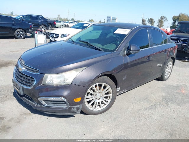 Chevrolet Cruze Eco Auto 2015 1G1PH5SB8F7175530 Image 2