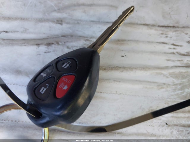 46099987 :رقم المزاد ، 4T1BF3EK3BU655425 vin ، 2011 Toyota Camry Le مزاد بيع