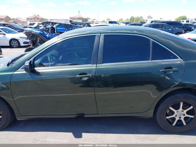 46099987 :رقم المزاد ، 4T1BF3EK3BU655425 vin ، 2011 Toyota Camry Le مزاد بيع