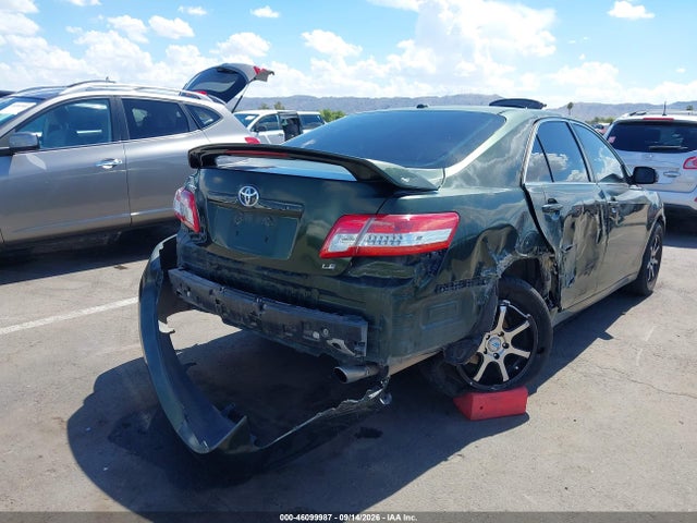46099987 :رقم المزاد ، 4T1BF3EK3BU655425 vin ، 2011 Toyota Camry Le مزاد بيع