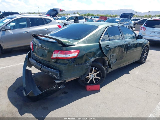 46099987 :رقم المزاد ، 4T1BF3EK3BU655425 vin ، 2011 Toyota Camry Le مزاد بيع