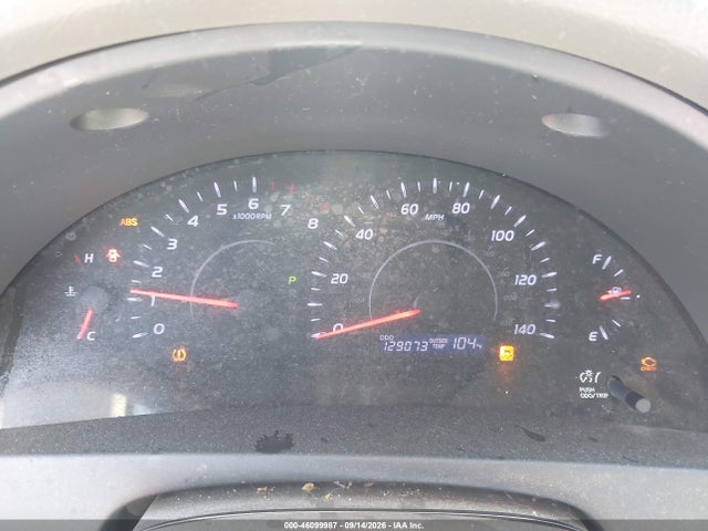 46099987 :رقم المزاد ، 4T1BF3EK3BU655425 vin ، 2011 Toyota Camry Le مزاد بيع