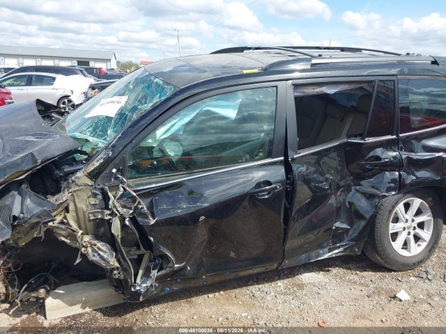 2013 Toyota Highlander Se V6 მანქანა იყიდება აუქციონზე, vin: 5TDBK3EH1DS178327, აუქციონის ნომერი: 46100036
