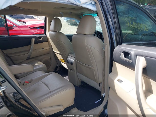 2013 Toyota Highlander Se V6 მანქანა იყიდება აუქციონზე, vin: 5TDBK3EH1DS178327, აუქციონის ნომერი: 46100036