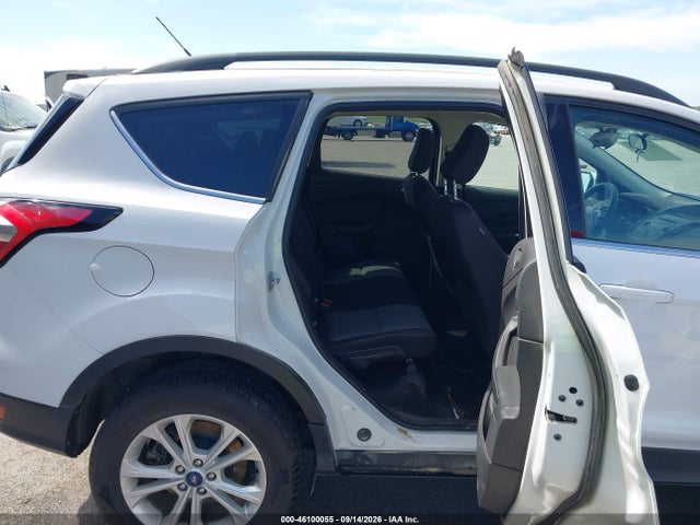 Ford ESCAPE SE 2018 1FMCU9GD8JUD08814 Image 8