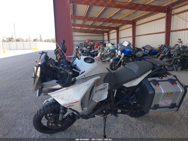 KTM 1290 Super Adventure 2016 VBKV59406GM938365 Image 13