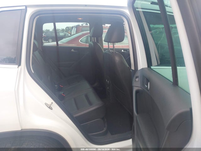 2015 Volkswagen Tiguan Se მანქანა იყიდება აუქციონზე, vin: WVGBV7AX4FW545859, აუქციონის ნომერი: 46100098
