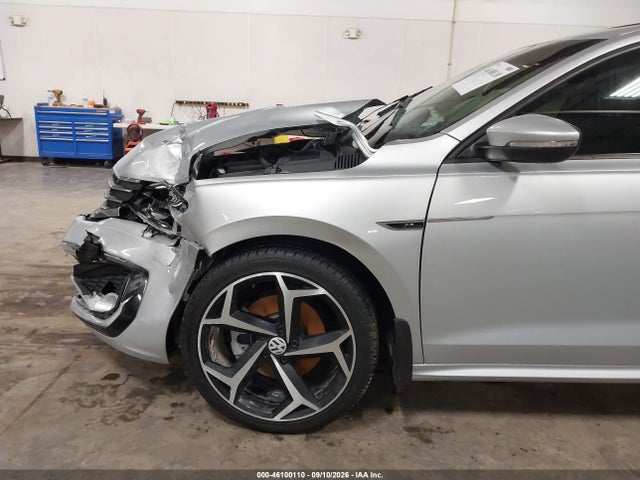 46100110 :رقم المزاد ، 1VWMA7A33LC010439 vin ، 2020 Volkswagen Passat 2.0t R-line مزاد بيع