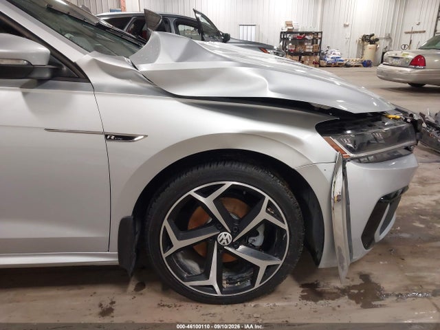 46100110 :رقم المزاد ، 1VWMA7A33LC010439 vin ، 2020 Volkswagen Passat 2.0t R-line مزاد بيع