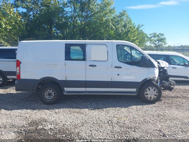 Продажа на аукционе авто 2016 Ford Transit-250, vin: 1FTYR1ZM4GKB04137, номер лота: 46100112