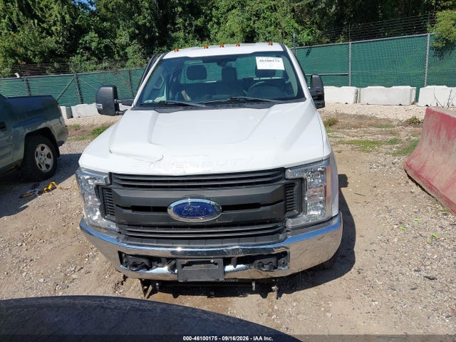 Продаж на аукціоні авто 2018 Ford F-250 Xl, vin: 1FTBF2B69JEC37238, номер лоту: 46100175