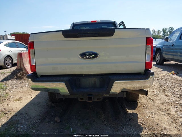 Продаж на аукціоні авто 2018 Ford F-250 Xl, vin: 1FTBF2B69JEC37238, номер лоту: 46100175