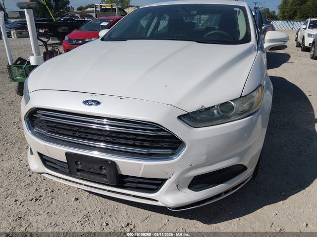 46100209 :رقم المزاد ، 3FA6P0H72GR256079 vin ، 2016 Ford Fusion Se مزاد بيع