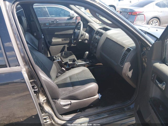 2010 Ford Escape Limited მანქანა იყიდება აუქციონზე, vin: 1FMCU0E74AKD38977, აუქციონის ნომერი: 46100230