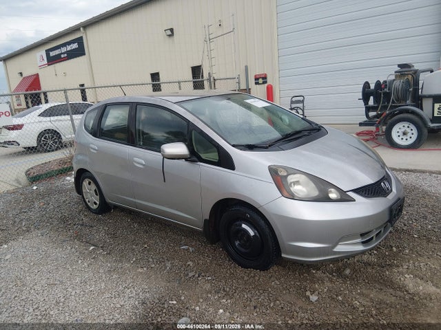 46100264 :رقم المزاد ، JHMGE8H30CS000519 vin ، 2012 Honda Fit مزاد بيع