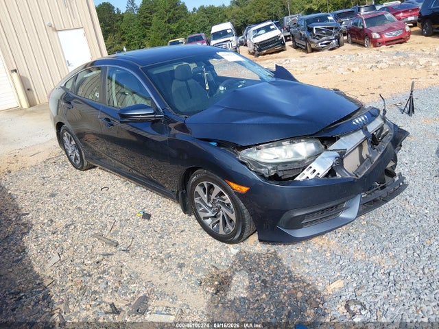 Продажа на аукционе авто 2018 Honda Civic Ex, vin: 19XFC2F75JE017676, номер лота: 46100274