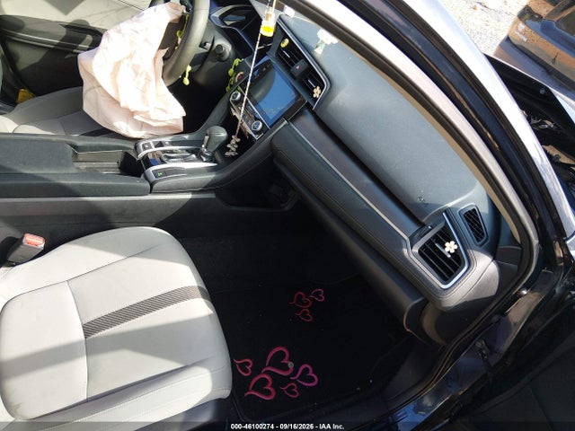 Продажа на аукционе авто 2018 Honda Civic Ex, vin: 19XFC2F75JE017676, номер лота: 46100274