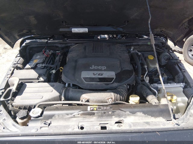 46100297 :رقم المزاد ، 1C4BJWEG2HL622284 vin ، 2017 Jeep Wrangler Unlimited Sahara مزاد بيع