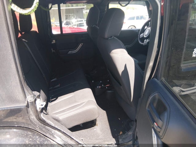 46100297 :رقم المزاد ، 1C4BJWEG2HL622284 vin ، 2017 Jeep Wrangler Unlimited Sahara مزاد بيع