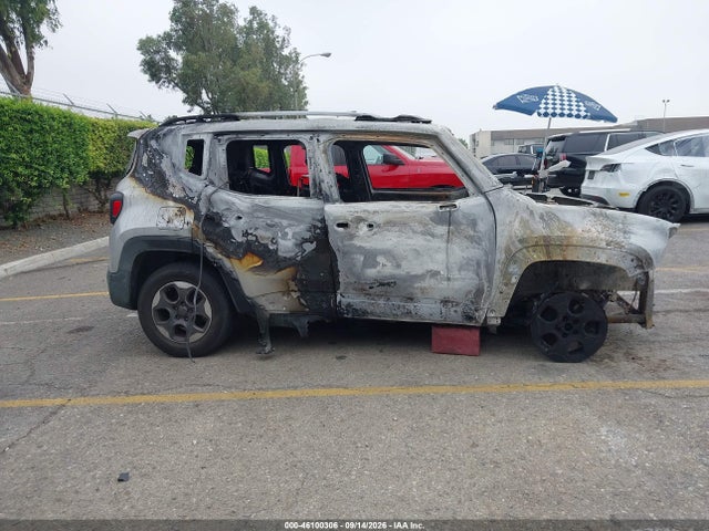 ZACCJABH9FPC20954 Jeep Renegade Latitude