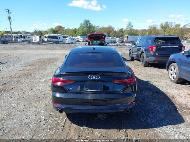 46100307 :رقم المزاد ، WAUFNCF52KA010586 vin ، 2019 Audi A5 45 Premium مزاد بيع