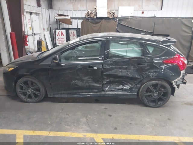 46100321 :رقم المزاد ، 1FADP3L92EL346359 vin ، 2014 Ford Focus St مزاد بيع