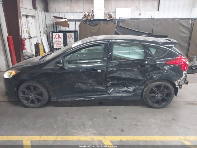46100321 :رقم المزاد ، 1FADP3L92EL346359 vin ، 2014 Ford Focus St مزاد بيع